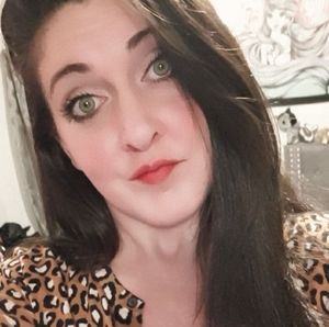 Meet your Posher, Christine